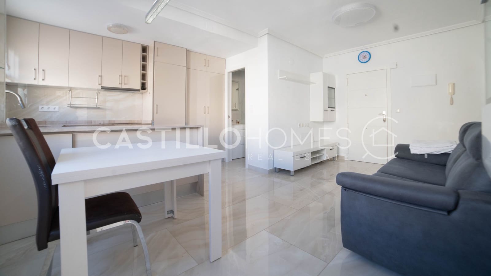 2 makuuhuone Huoneisto myytävänä paikassa Torrevieja - 159 000 € (Ref: 9609585)