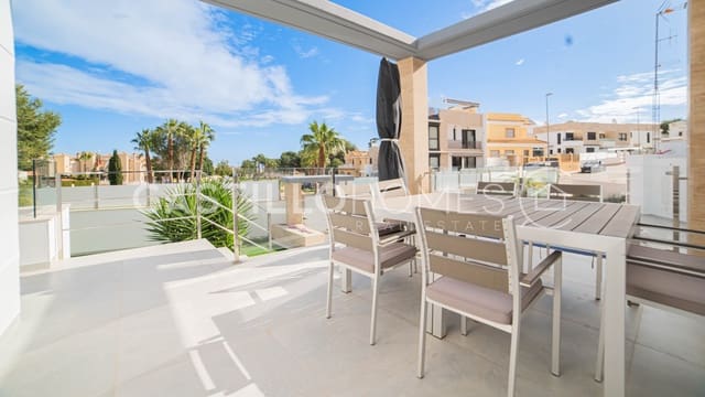 4 slaapkamer Villa te koop in Las Filipinas met zwembad - € 595.000 (Ref: 9609587)