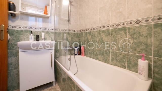 1 chambre Penthouse à vendre à Las Piscinas Naturales, Torrevieja - 139 000 € (Ref: 9609588)