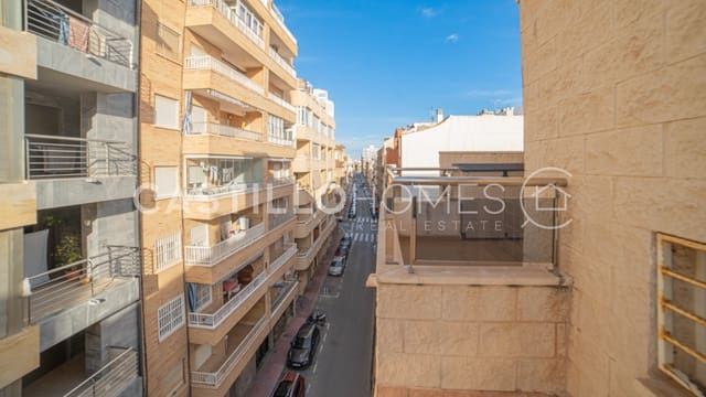1 chambre Penthouse à vendre à Las Piscinas Naturales, Torrevieja - 139 000 € (Ref: 9609588)