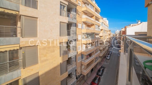 1 chambre Penthouse à vendre à Las Piscinas Naturales, Torrevieja - 139 000 € (Ref: 9609588)