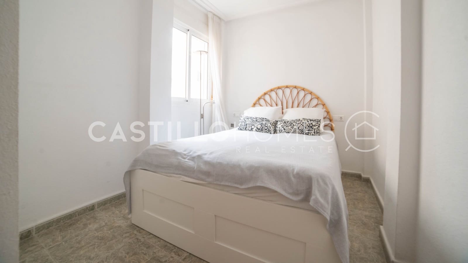 1 bedroom Penthouse for sale in Torrevieja - € 139,000 (Ref: 9609588)