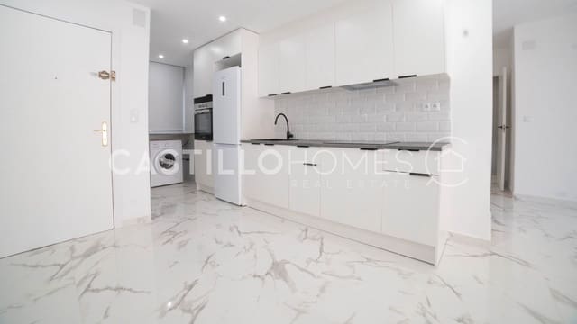 3 makuuhuone Huoneisto myytävänä paikassa Centro, Torrevieja - 219 000 € (Ref: 9609590)