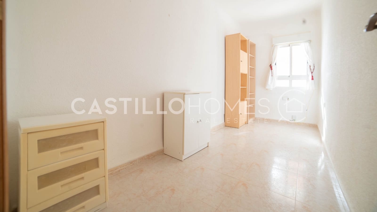 Apartamento de 4 habitaciones en Torrevieja en venta - 360.000 € (Ref: 9610222)