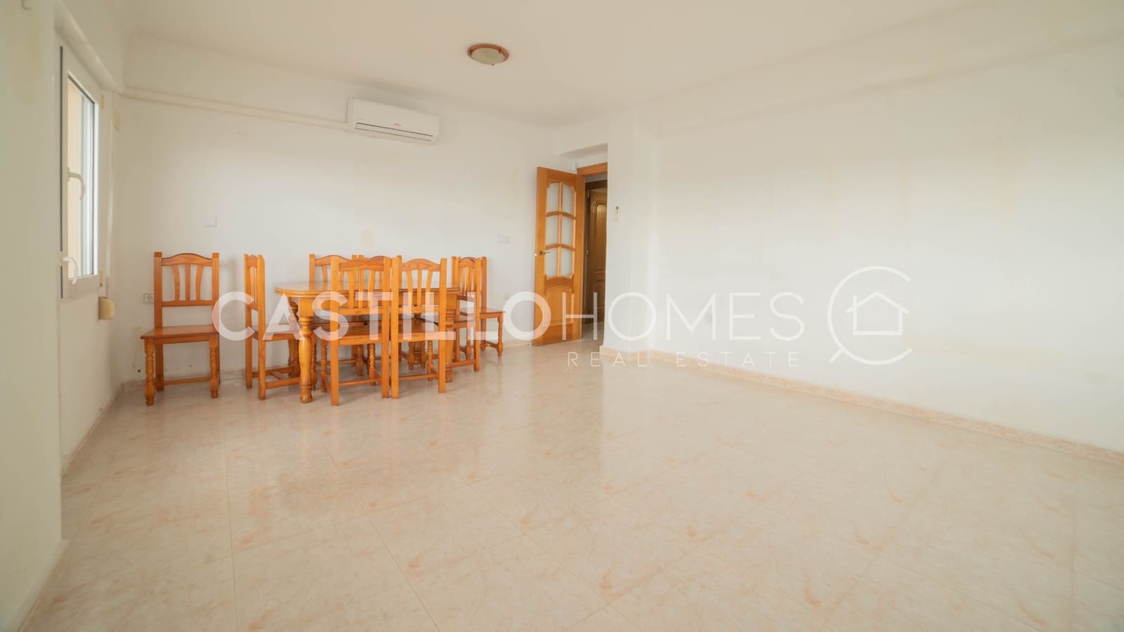 Apartamento de 4 habitaciones en Torrevieja en venta - 360.000 € (Ref: 9610222)