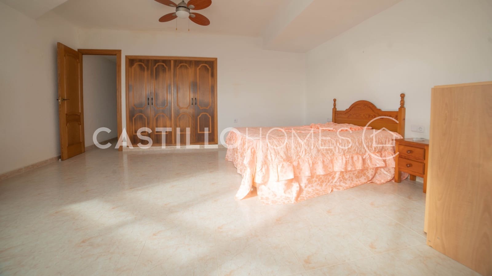 Apartamento de 4 habitaciones en Torrevieja en venta - 360.000 € (Ref: 9610222)