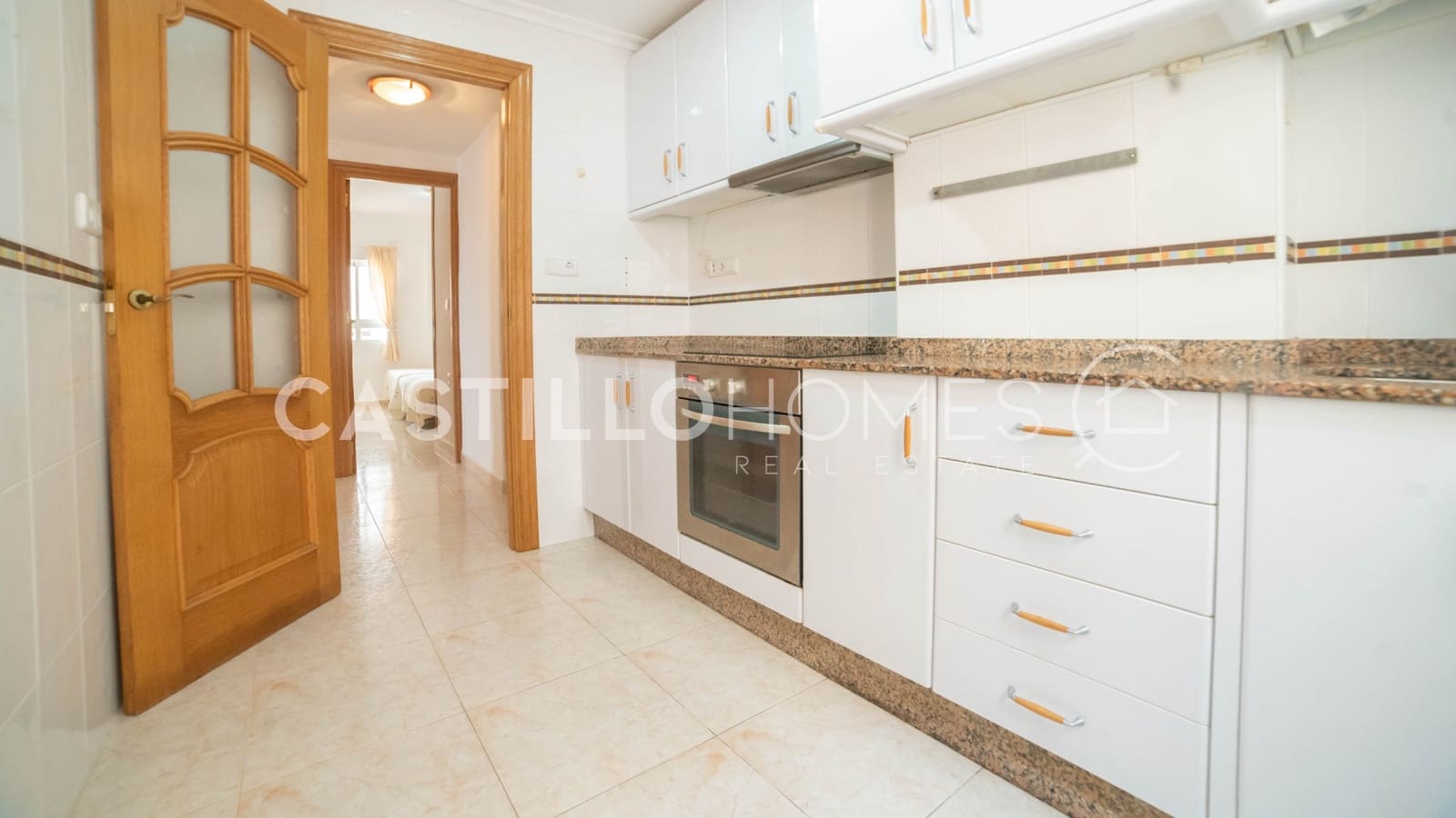 Apartamento de 4 habitaciones en Torrevieja en venta - 360.000 € (Ref: 9610222)