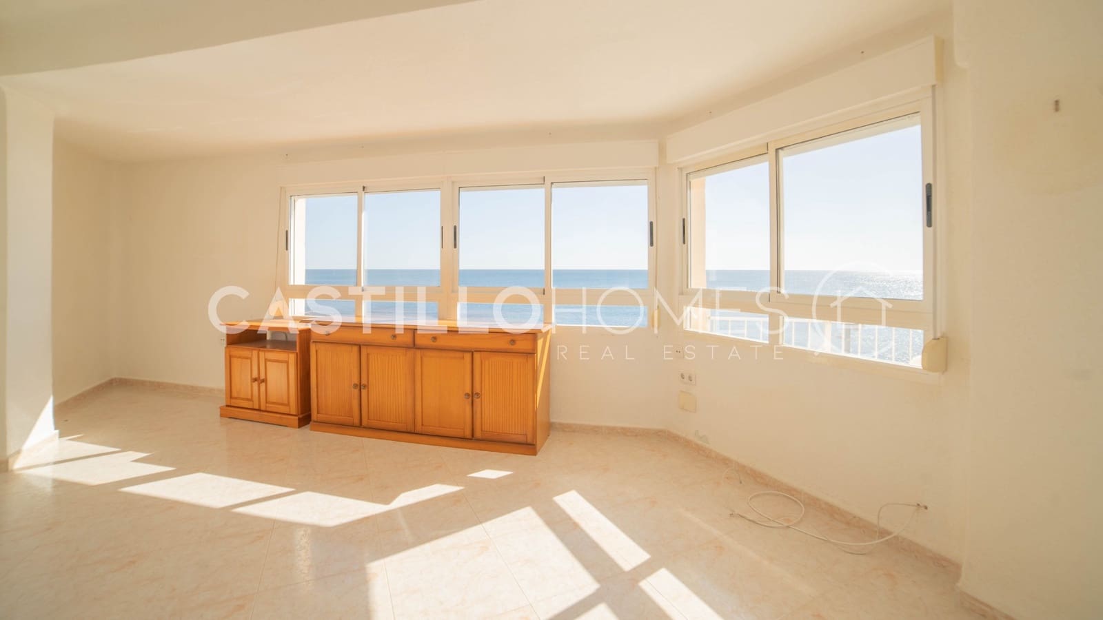 Apartamento de 4 habitaciones en Torrevieja en venta - 360.000 € (Ref: 9610222)