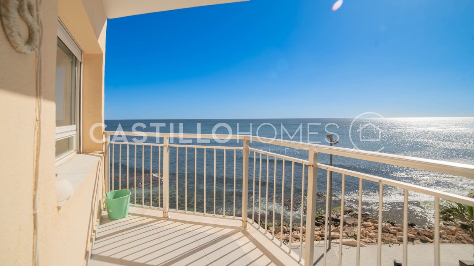 Apartamento de 4 habitaciones en Torrevieja en venta - 360.000 € (Ref: 9610222)