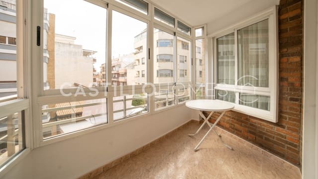 3 chambre Appartement à vendre à Puerto Deportivo, Torrevieja - 179 900 € (Ref: 9610223)