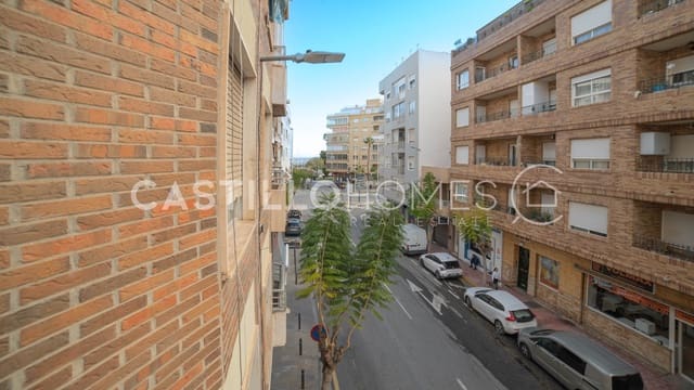 3 chambre Appartement à vendre à Puerto Deportivo, Torrevieja - 179 900 € (Ref: 9610223)