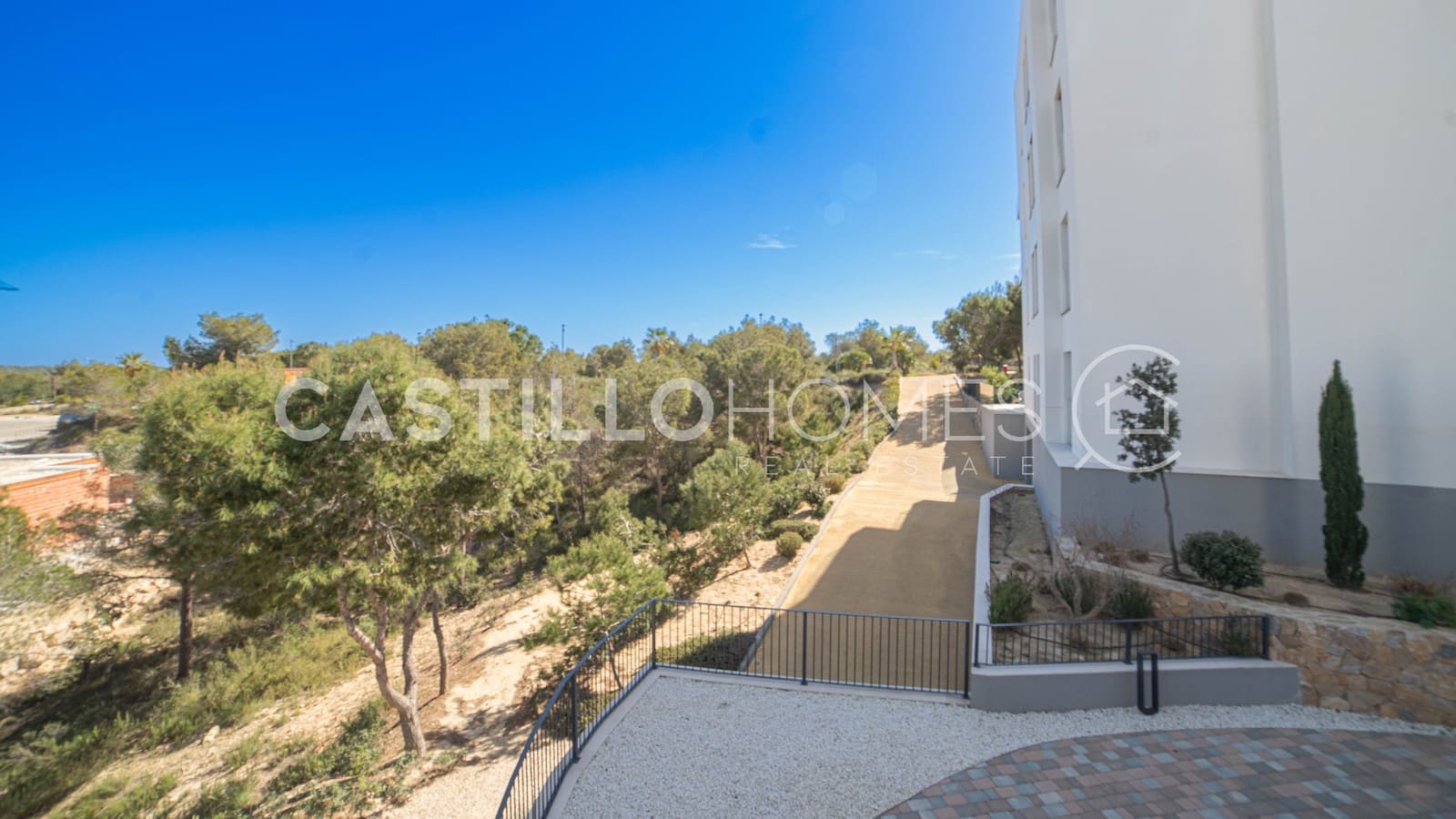 2 bedroom Apartment for sale in Las Colinas Golf with pool garage - € 395,000 (Ref: 9623240)