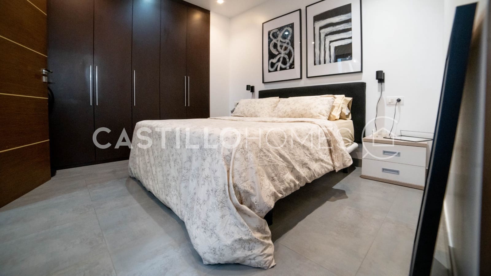 Apartamento de 3 habitaciones en Torrevieja en venta - 299.000 € (Ref: 9626930)