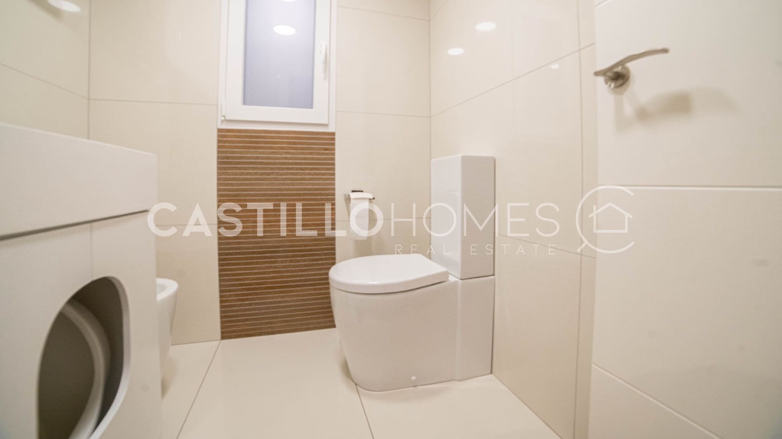 4 sypialnia Apartament na sprzedaż w Torrevieja z garażem - 329 000 € (Ref: 9626931)