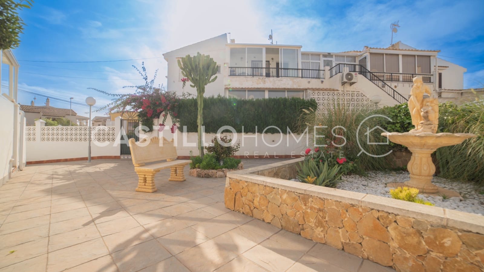 2 bedroom Bungalow for sale in Aguas Nuevas - € 189,900 (Ref: 9632825)