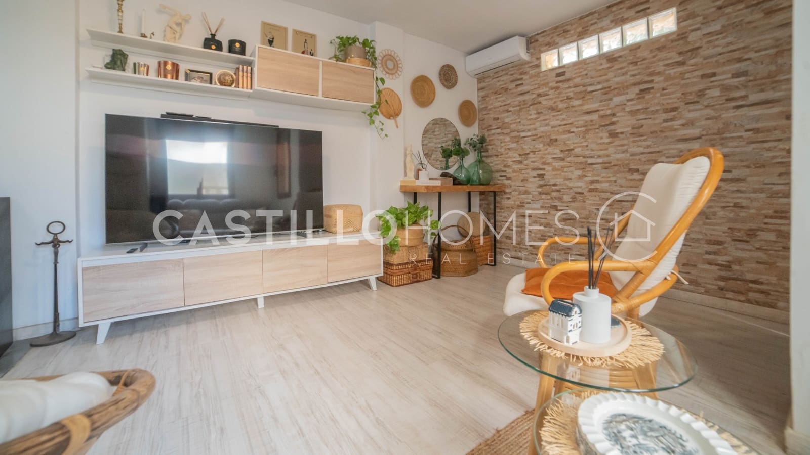 Apartamento de 3 habitaciones en Torrevieja en venta con piscina - 190.000 € (Ref: 9643361)