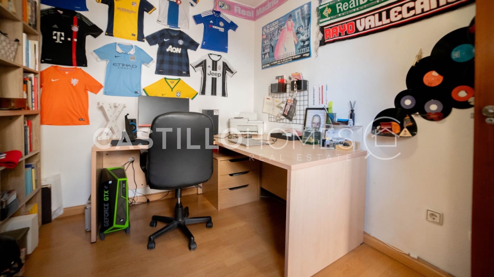 Apartamento de 3 habitaciones en Torrevieja en venta con piscina - 190.000 € (Ref: 9643361)