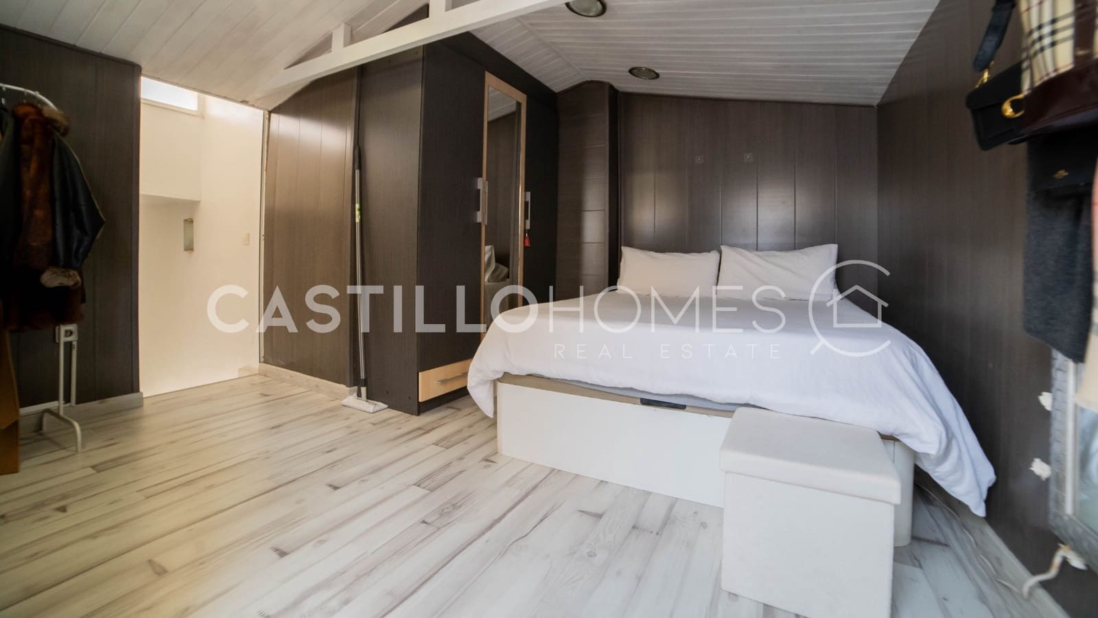 Apartamento de 3 habitaciones en Torrevieja en venta con piscina - 190.000 € (Ref: 9643361)
