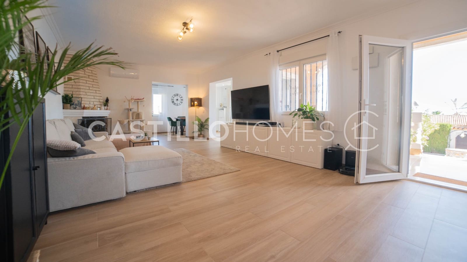 3 bedroom Villa for sale in Ciudad Quesada - € 535,000 (Ref: 9688491)