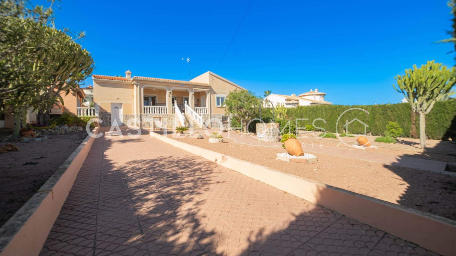 3 bedroom Villa for sale in Ciudad Quesada - € 535,000 (Ref: 9688491)