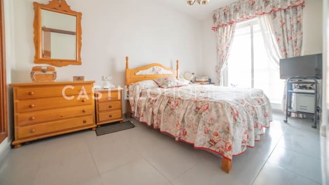1 slaapkamer Appartement te koop in Punta Prima, Torrevieja met zwembad garage - € 160.000 (Ref: 9713897)