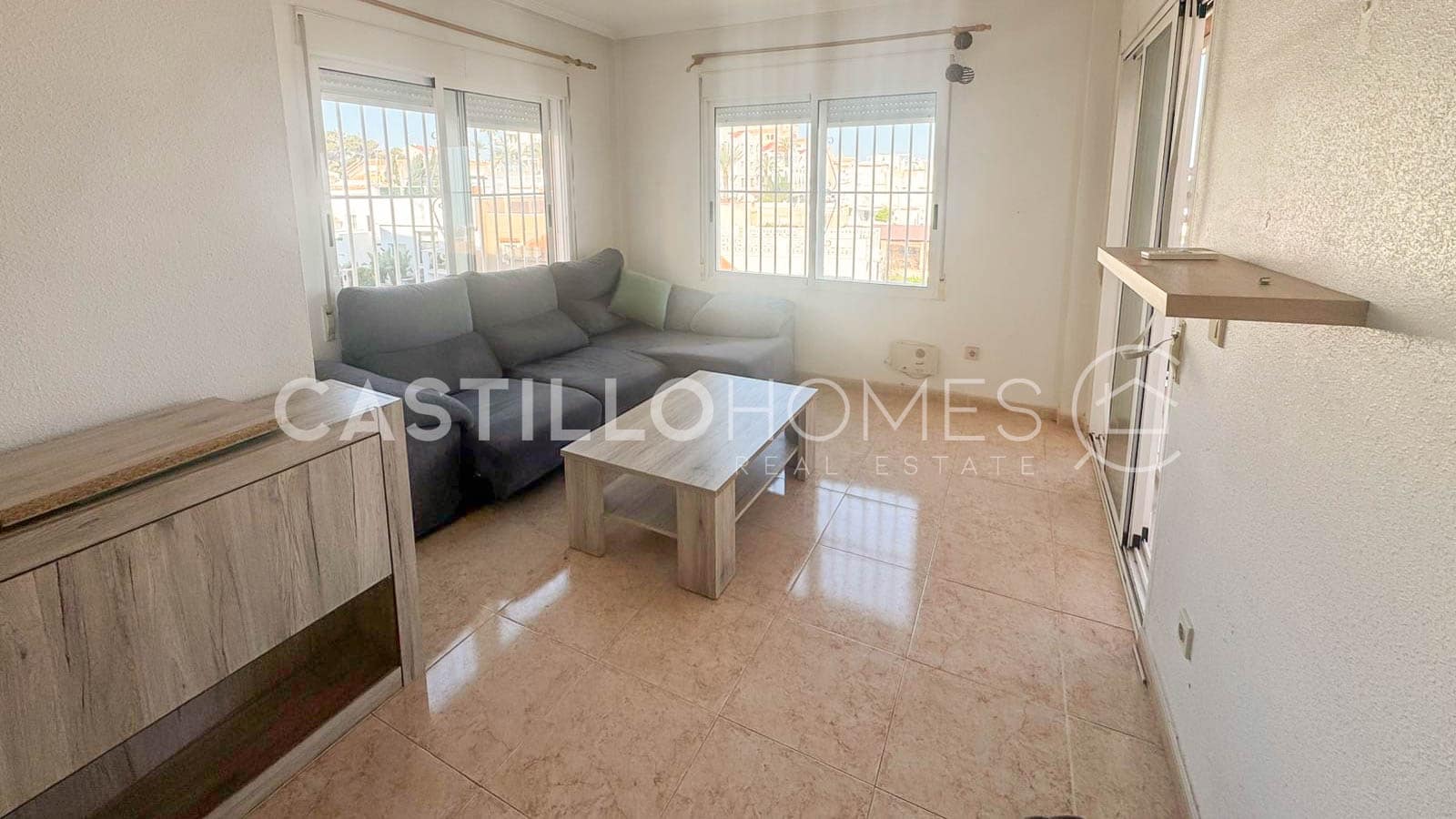 2 soveværelse Lejlighed til salg i La Mata med swimmingpool - € 169.900 (Ref: 9720888)