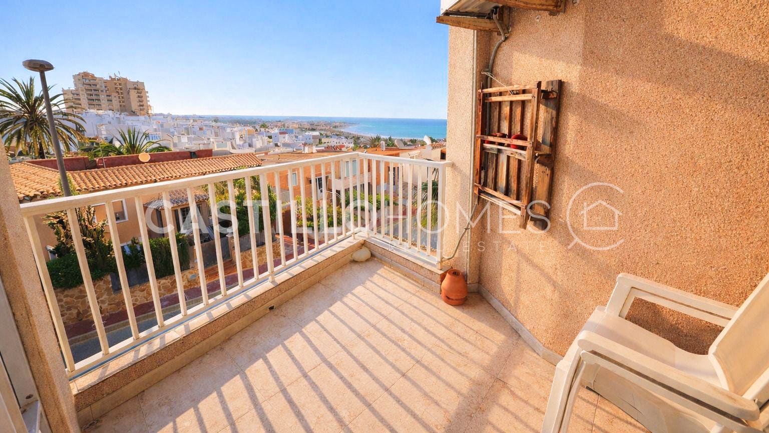 2 soveværelse Lejlighed til salg i La Mata med swimmingpool - € 169.900 (Ref: 9720888)