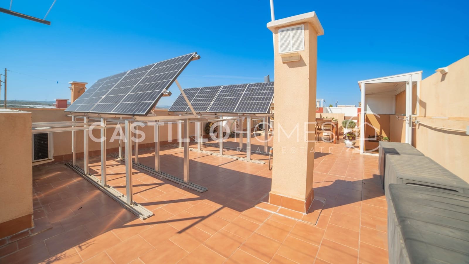 2 soveværelse Bungalow til salg i Orihuela Costa med swimmingpool - € 189.900 (Ref: 9725020)