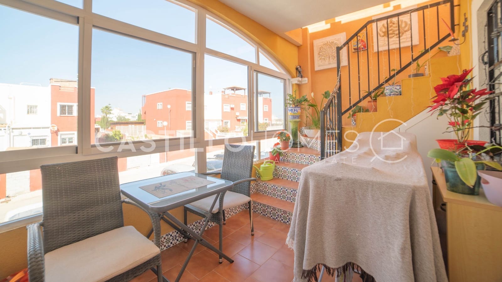 2 soveværelse Bungalow til salg i Orihuela Costa med swimmingpool - € 189.900 (Ref: 9725020)