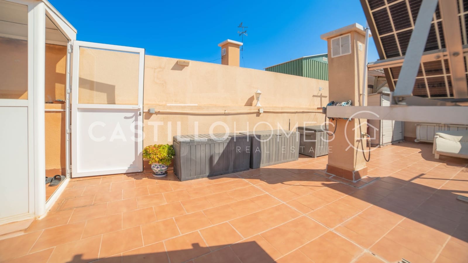 2 soveværelse Bungalow til salg i Orihuela Costa med swimmingpool - € 189.900 (Ref: 9725020)
