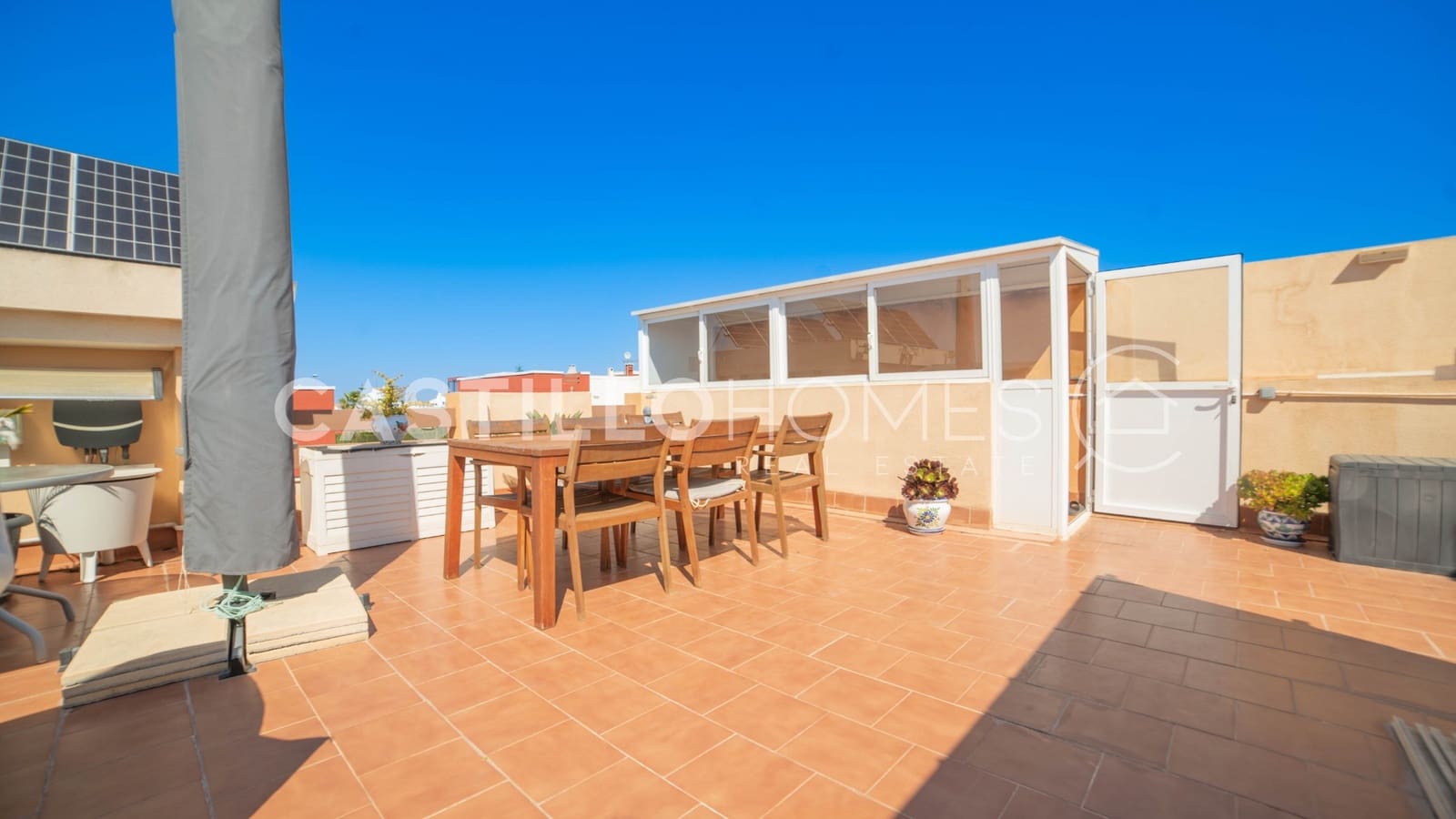 2 soveværelse Bungalow til salg i Orihuela Costa med swimmingpool - € 189.900 (Ref: 9725020)