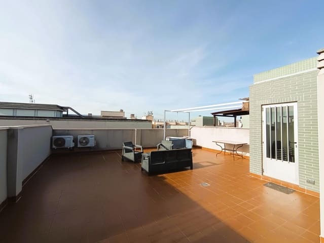 2 soverom Penthouse til salgs i Cabo Roig, Orihuela med svømmebasseng garasje - € 219 000 (Ref: 9751106)