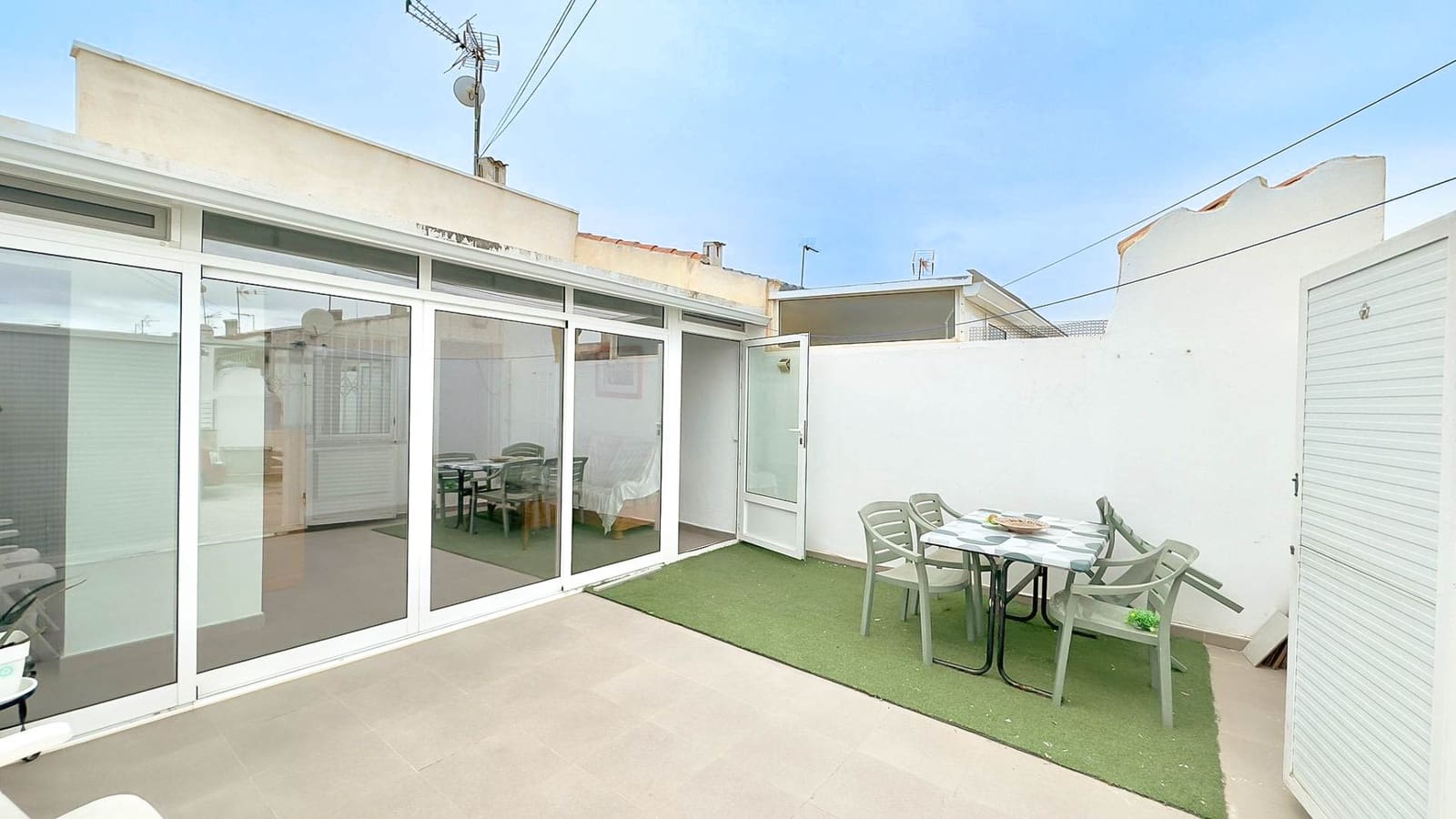 2 quarto Bungalow para venda em Torrevieja - 119 900 € (Ref: 9756743)