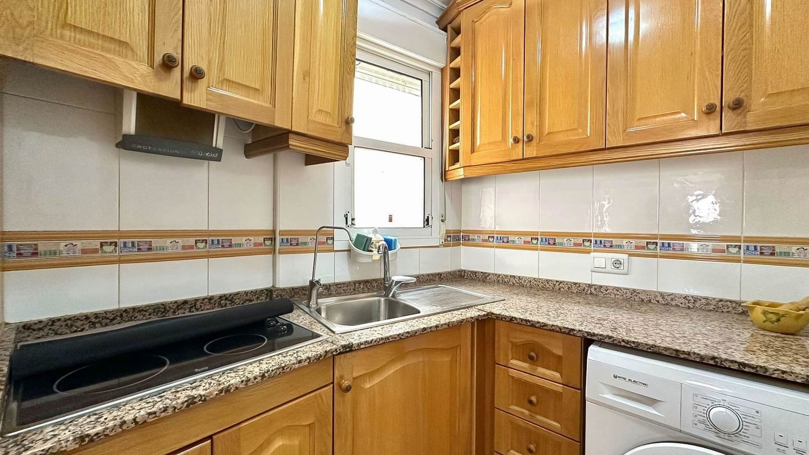 2 soveværelse Lejlighed til salg i Torrevieja med garage - € 149.900 (Ref: 9756744)