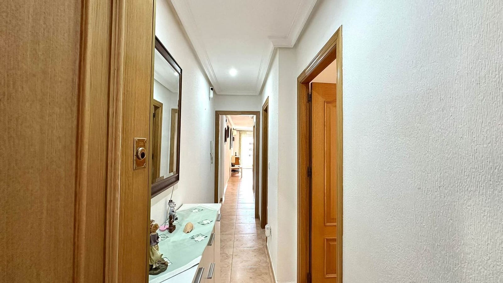 2 soveværelse Lejlighed til salg i Torrevieja med garage - € 149.900 (Ref: 9756744)