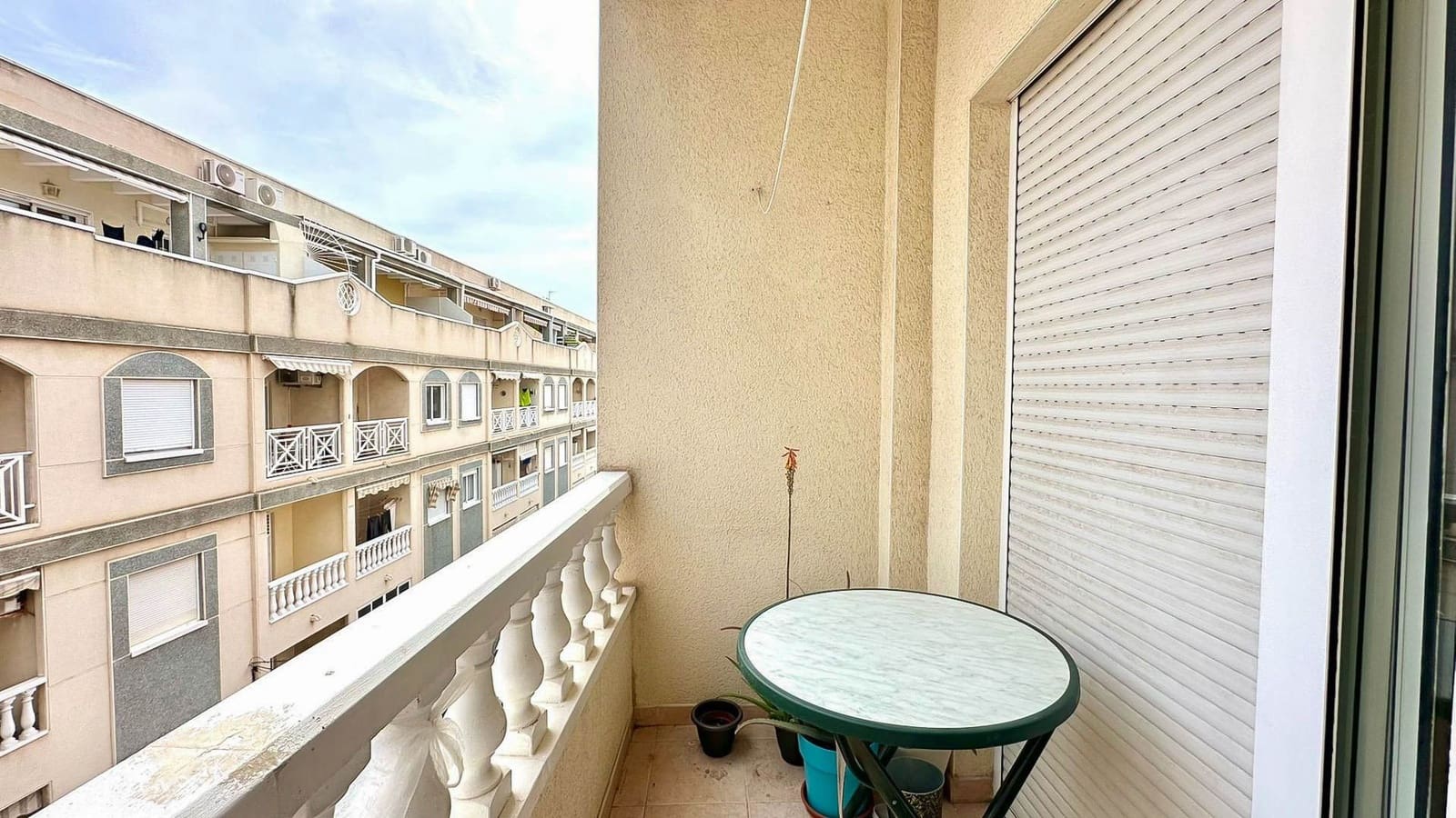 2 soveværelse Lejlighed til salg i Torrevieja med garage - € 149.900 (Ref: 9756744)