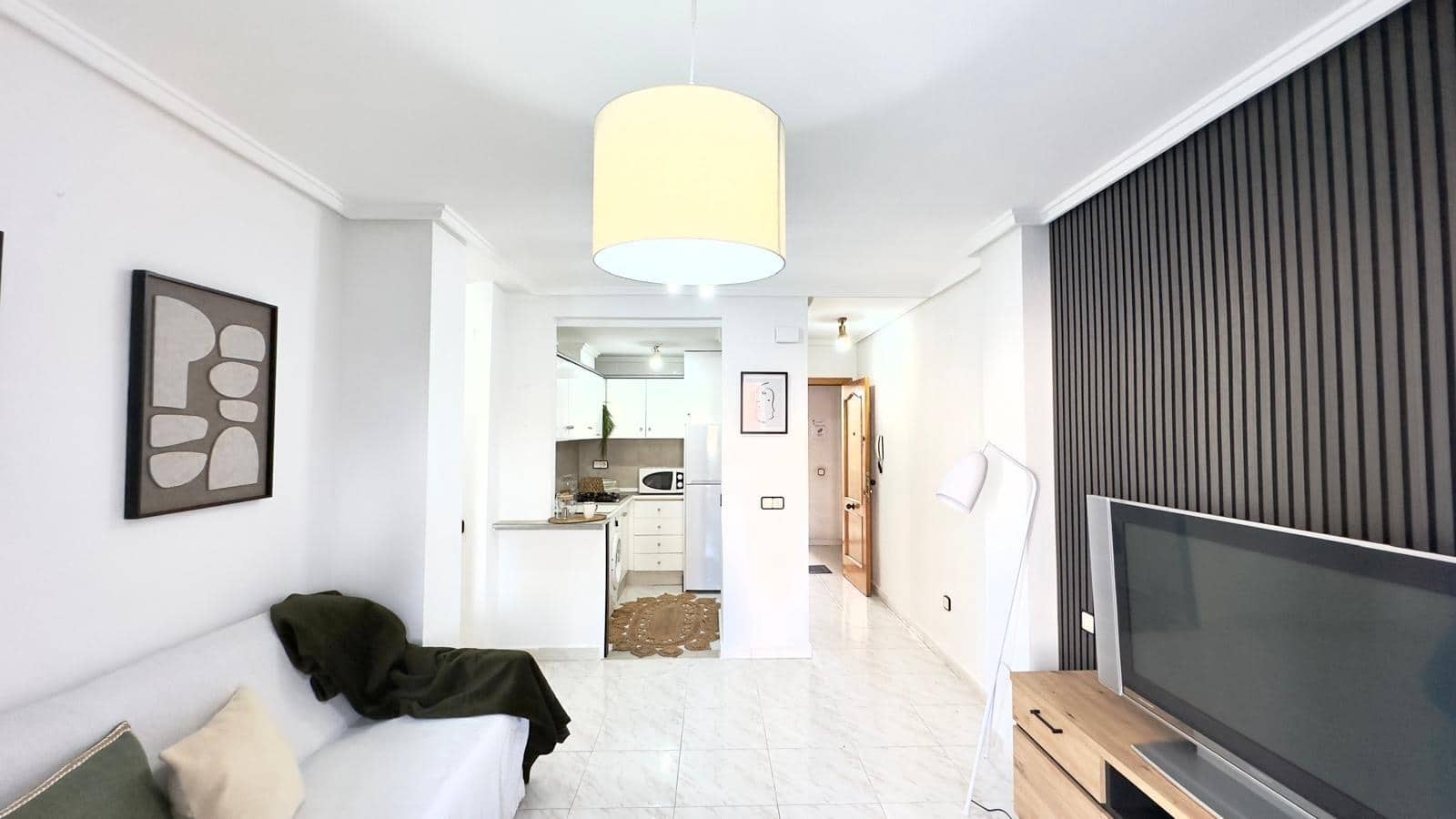 2 sovrum Lägenhet till salu i Torrevieja med pool - 149 900 € (Ref: 9756747)