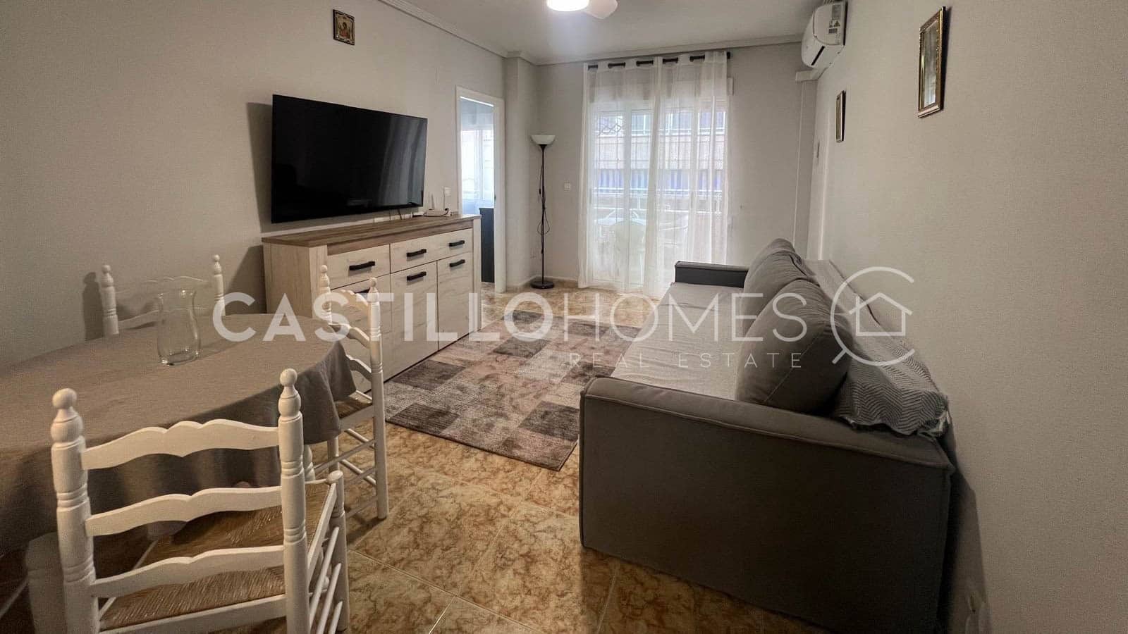 Apartamento de 2 habitaciones en Torrevieja en venta - 159.900 € (Ref: 9756748)