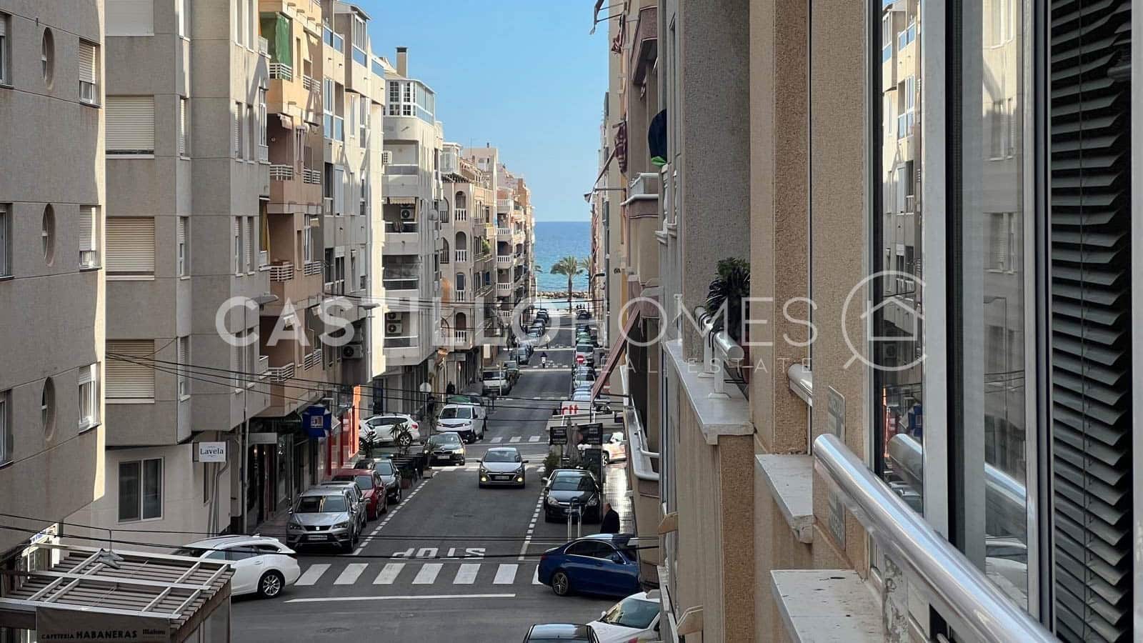 Apartamento de 2 habitaciones en Torrevieja en venta - 159.900 € (Ref: 9756748)