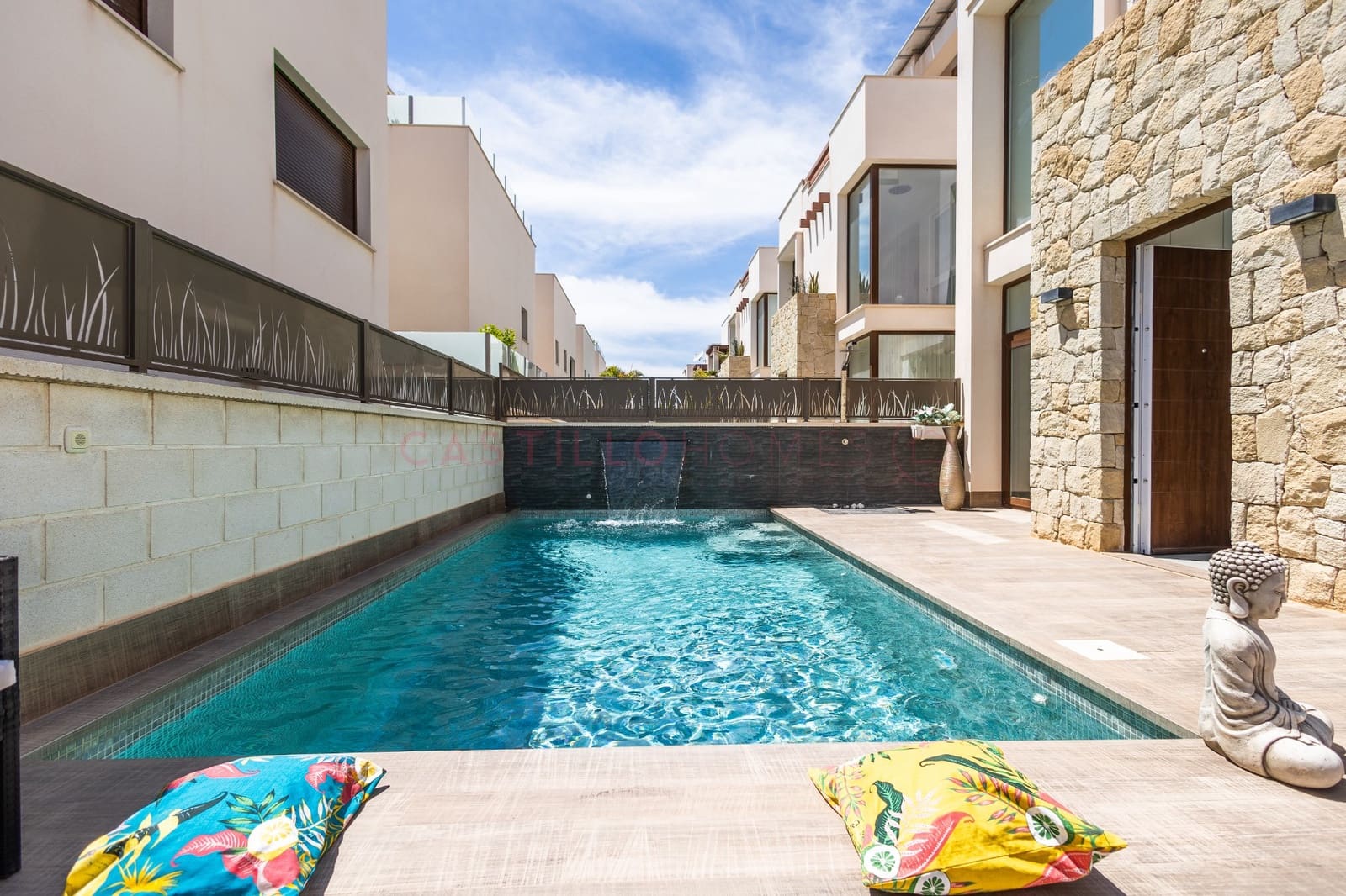 3 soverom Villa til salgs i Ciudad Quesada med svømmebasseng - € 469 000 (Ref: 9761629)