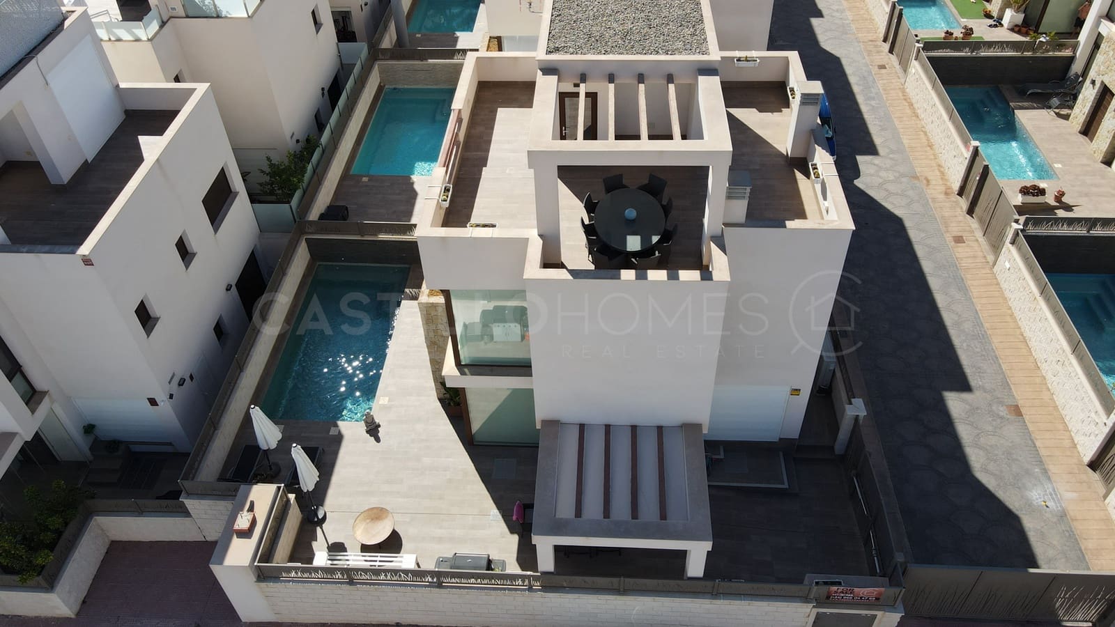 3 soverom Villa til salgs i Ciudad Quesada med svømmebasseng - € 469 000 (Ref: 9761629)