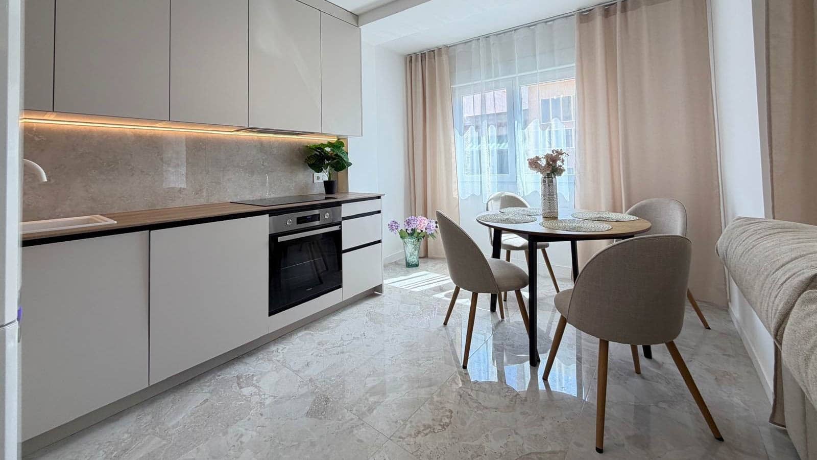 3 quarto Penthouse para venda em Torrevieja - 239 000 € (Ref: 9771012)