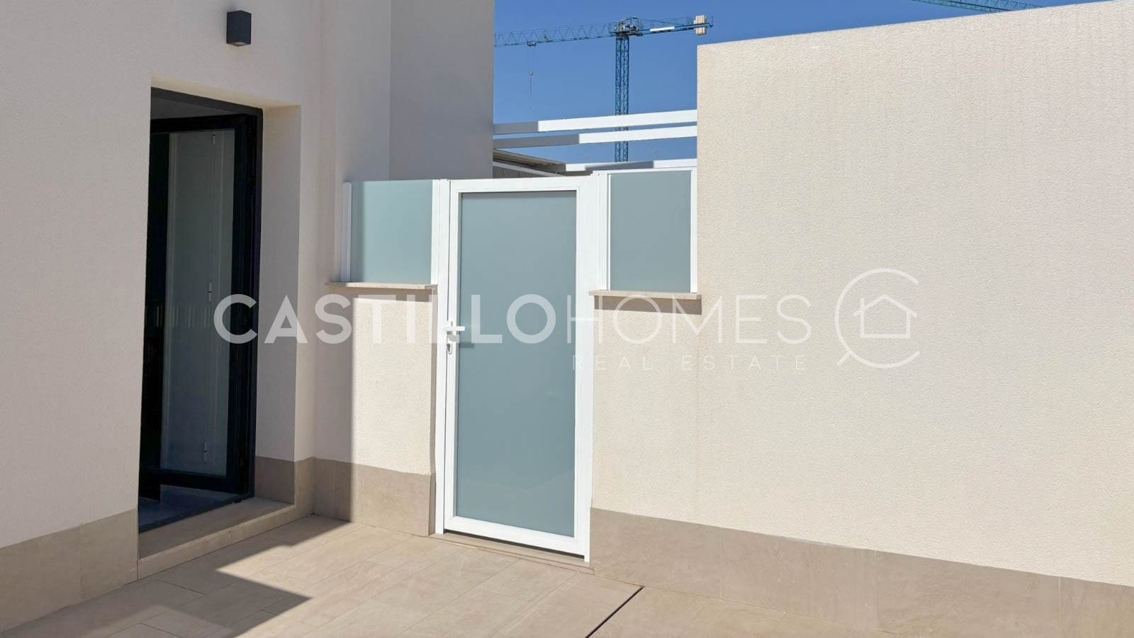 3 sovrum Takvåning till salu i Torrevieja med pool garage - 399 000 € (Ref: 9778662)