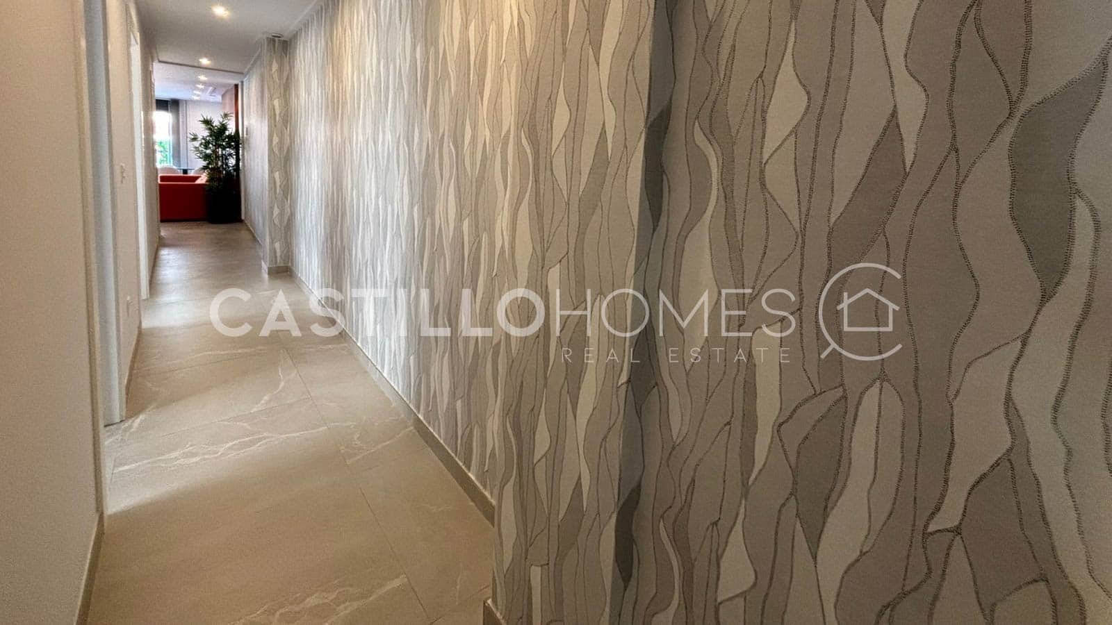 3 sovrum Takvåning till salu i Torrevieja med pool garage - 399 000 € (Ref: 9778662)