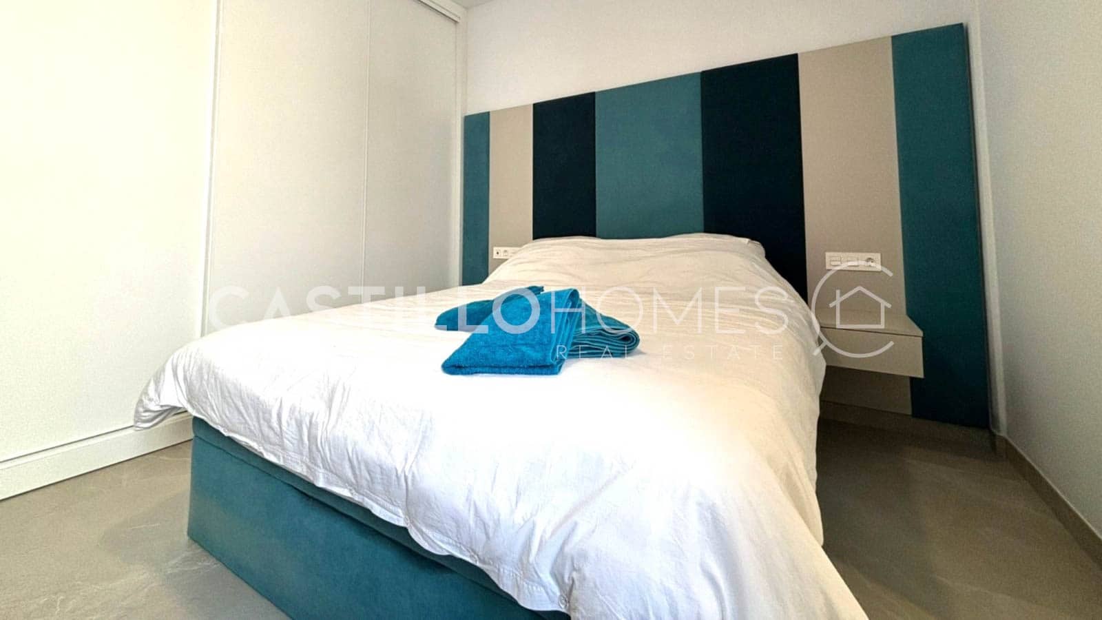 3 sovrum Takvåning till salu i Torrevieja med pool garage - 399 000 € (Ref: 9778662)