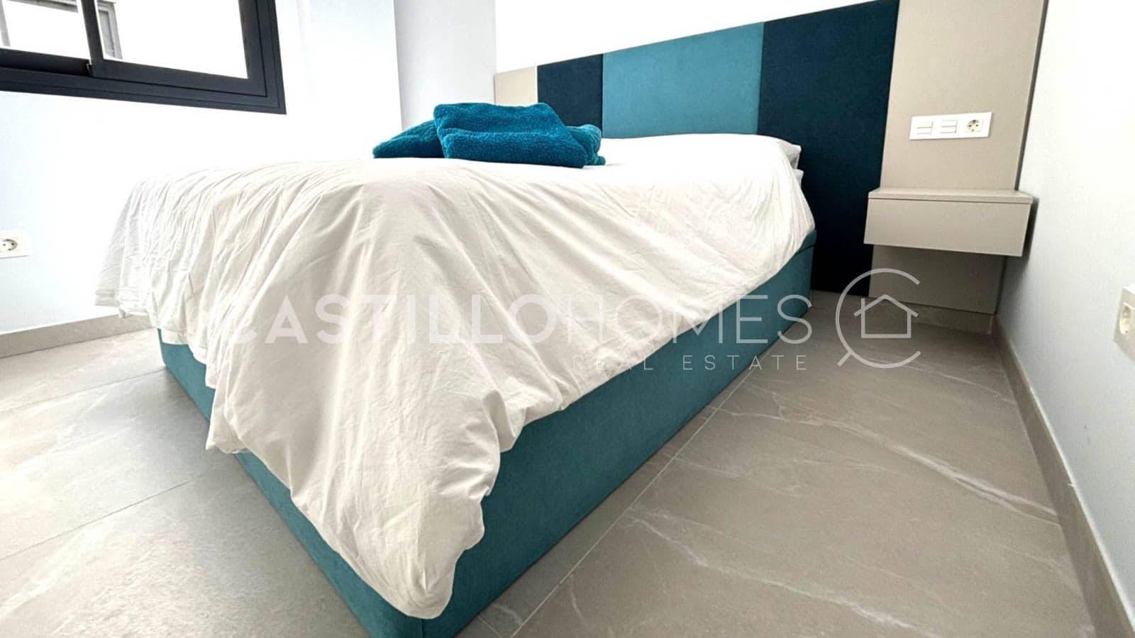 3 sovrum Takvåning till salu i Torrevieja med pool garage - 399 000 € (Ref: 9778662)