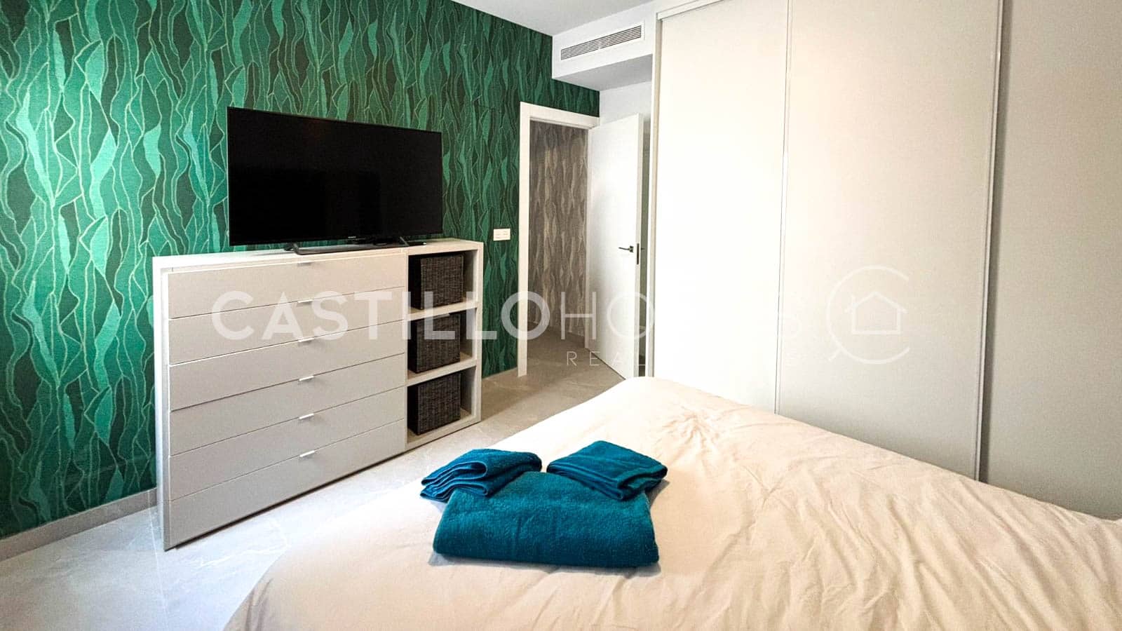 3 sovrum Takvåning till salu i Torrevieja med pool garage - 399 000 € (Ref: 9778662)