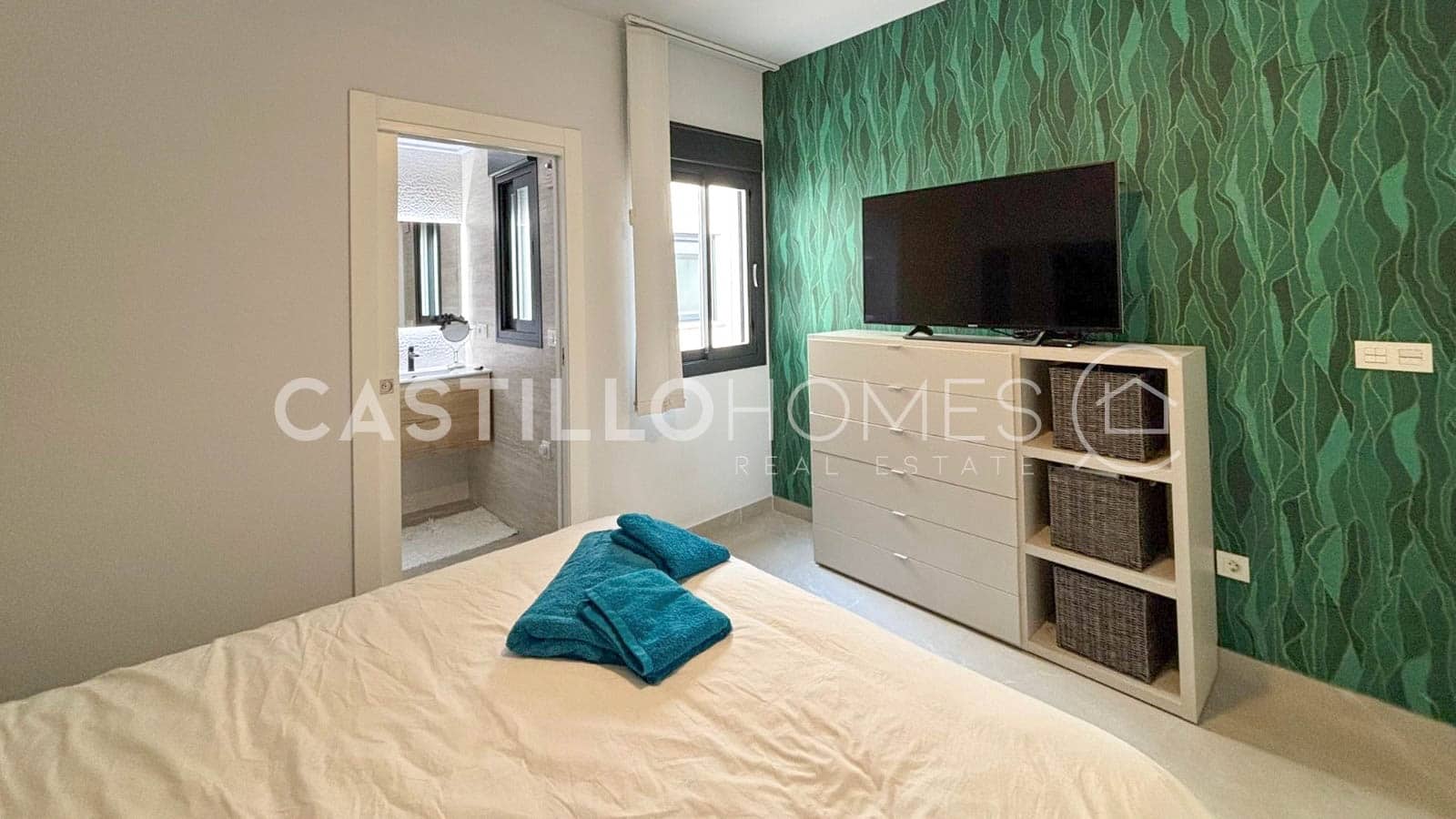 3 sovrum Takvåning till salu i Torrevieja med pool garage - 399 000 € (Ref: 9778662)