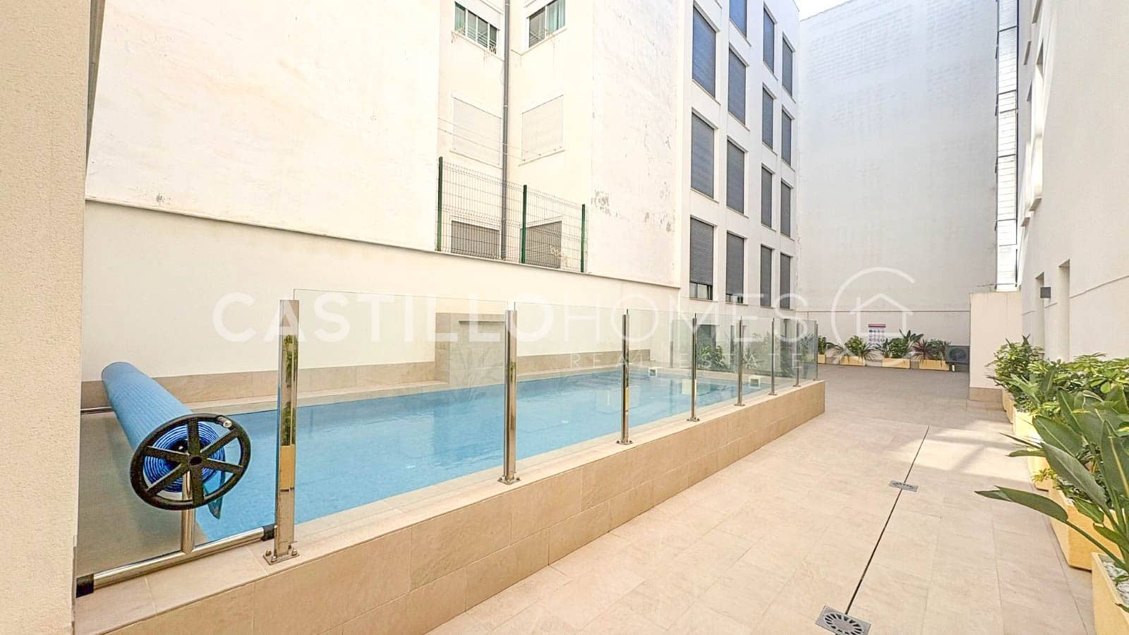 3 sovrum Takvåning till salu i Torrevieja med pool garage - 399 000 € (Ref: 9778662)