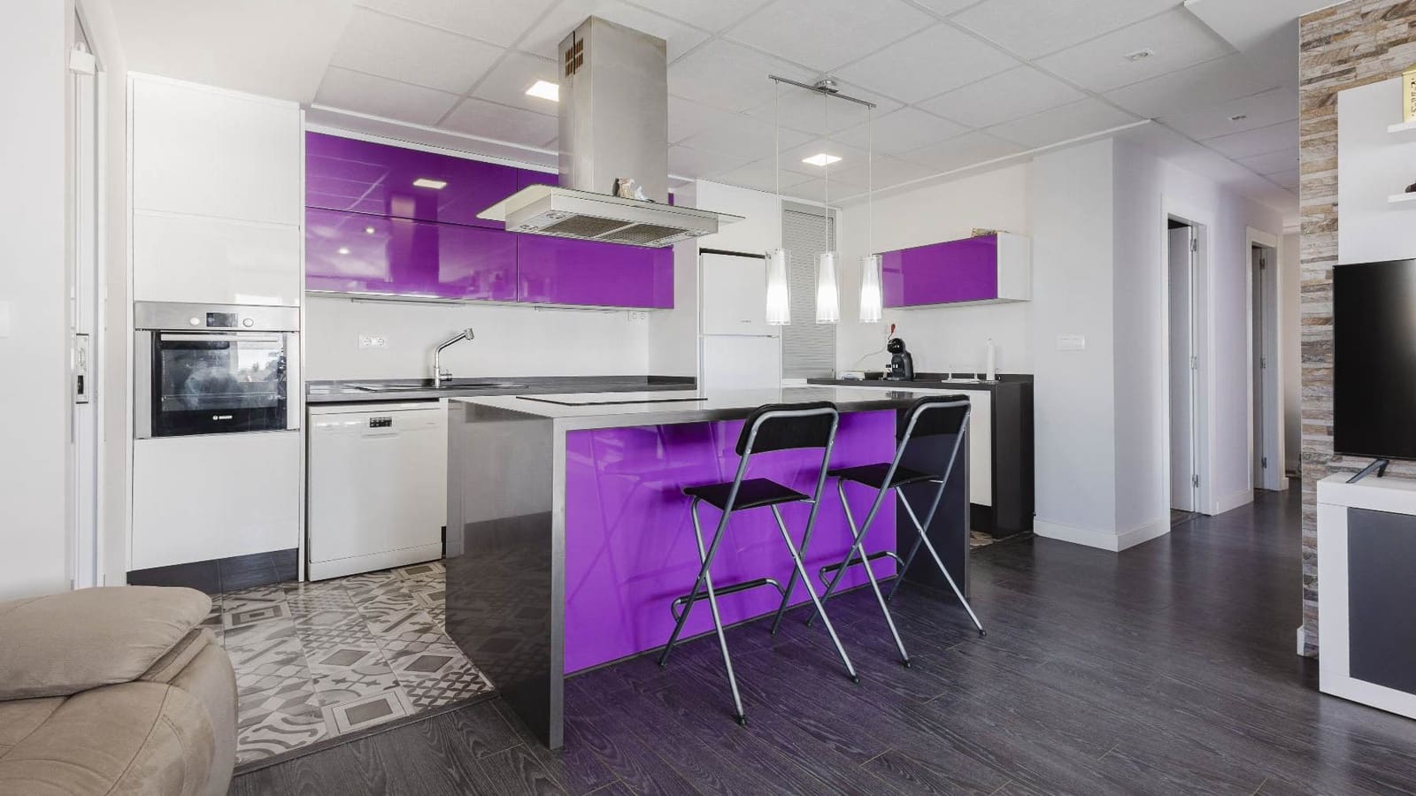 Apartamento de 3 habitaciones en Torrevieja en venta con piscina garaje - 389.500 € (Ref: 9793194)